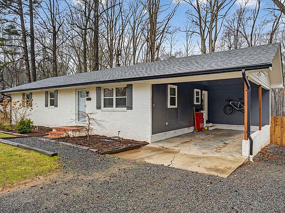 3rd image of 2808 Carpenter Pond Rd