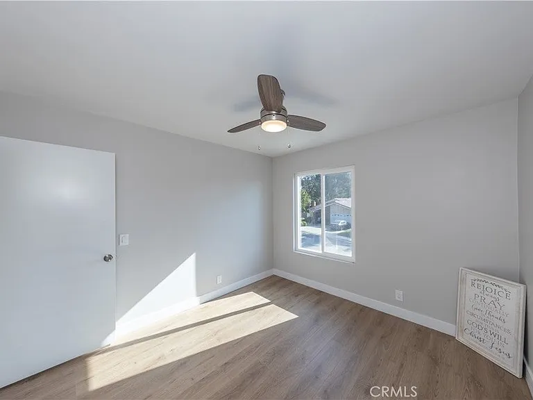 980 S Loyola Dr — Photo 36