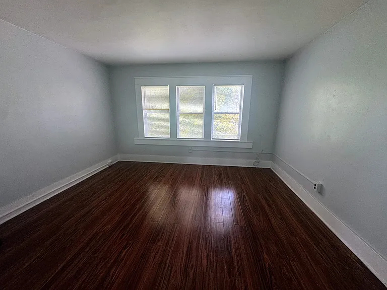 255 Genesee Park Blvd — Photo 4