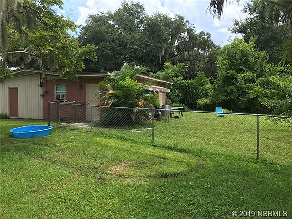 3rd image of 152 Jungle Way