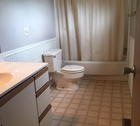 5th image of 16553 Dorcas St