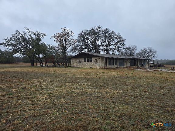 4th image of 13488 Oakalla Rd