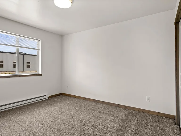 $1000 Off Move in Special, Ends June 16th! | Pet Friendly 3 Bedroom Apartments — Photo 5