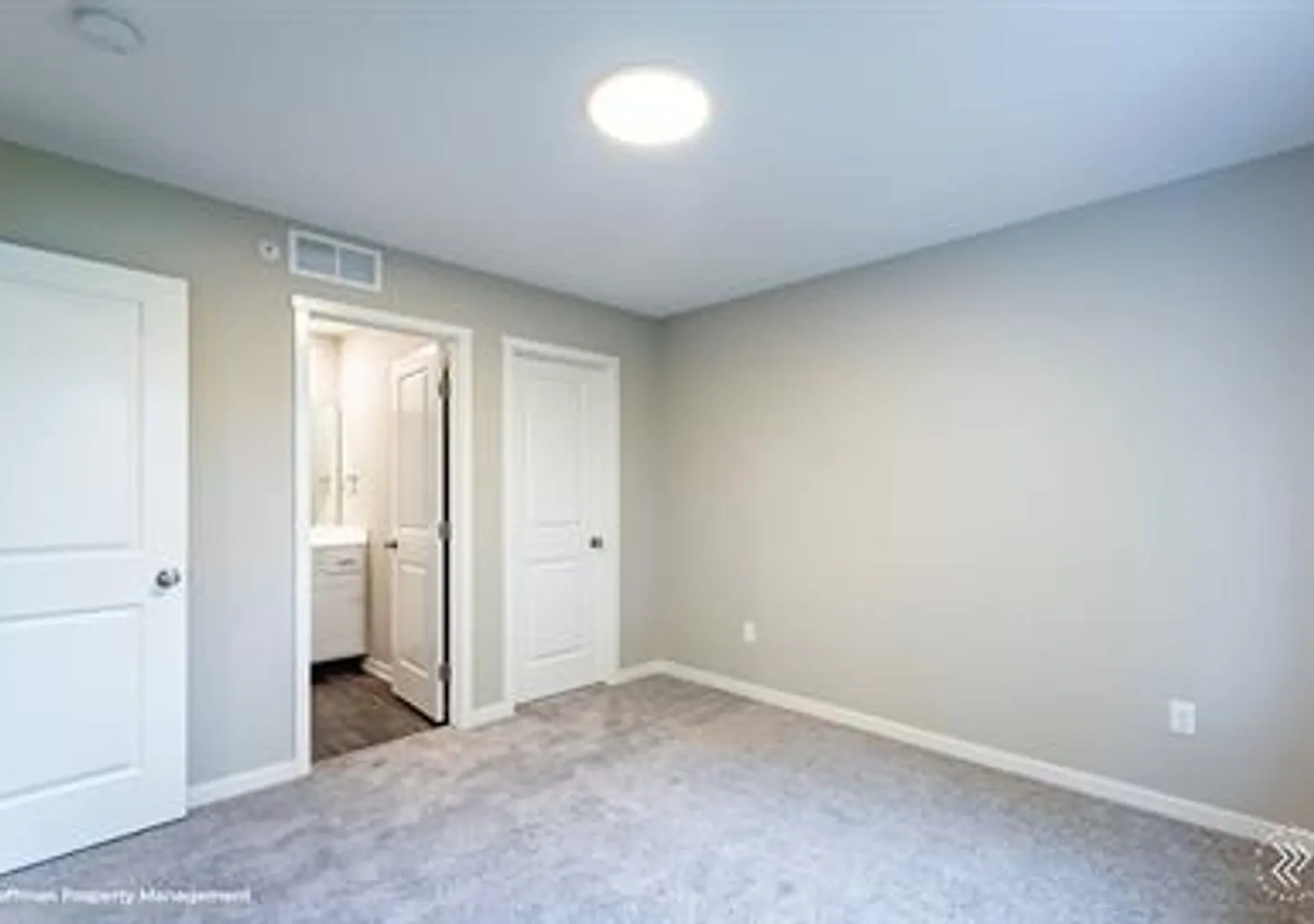 4 Mile Place — Photo 4