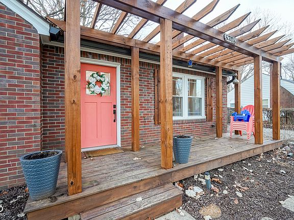 4th image of 5708 Kingsley Dr