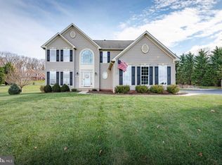 4223 Iroquois Dr, Westminster, MD 21157