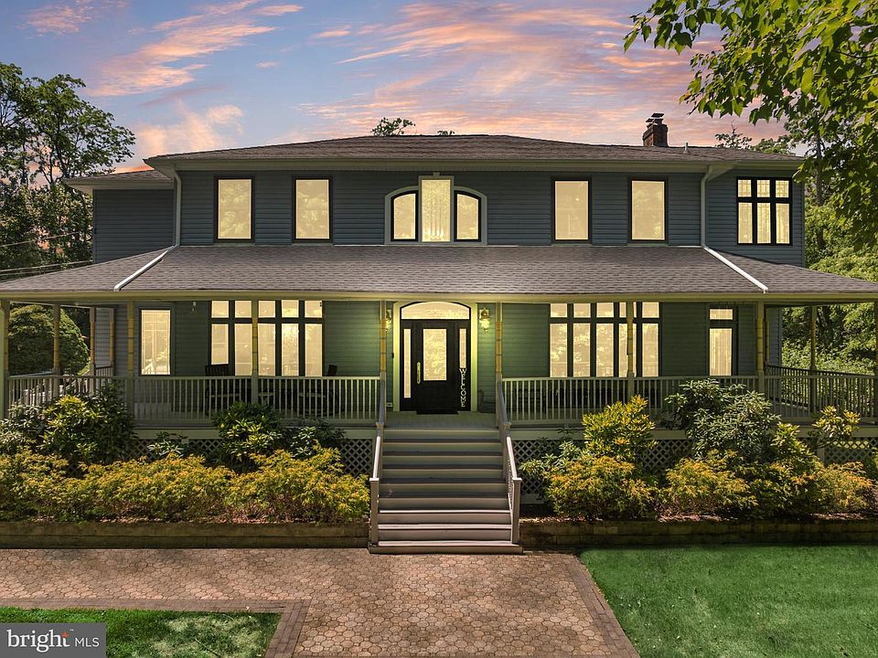 1st image of 69 Burlington Path