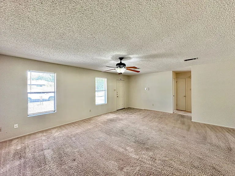 1808 Miranda Ave — Photo 4