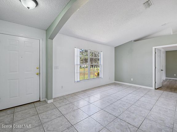 4th image of 271 Fluvia Ave SE