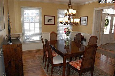3rd image of 5735 Londonairy Blvd