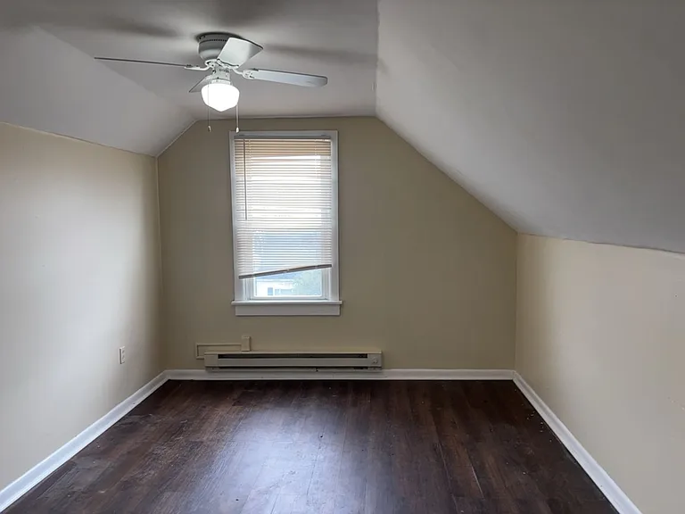 20547 Fuller Ave — Photo 5