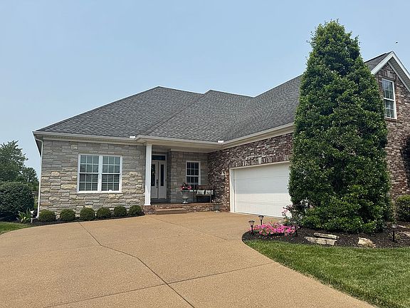 2nd image of 2025 Long Cove Cir