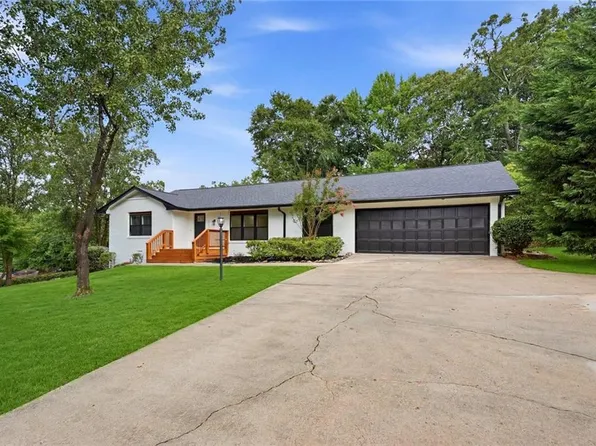 1802 Oak Grove Rd NE, Atlanta, GA 30345