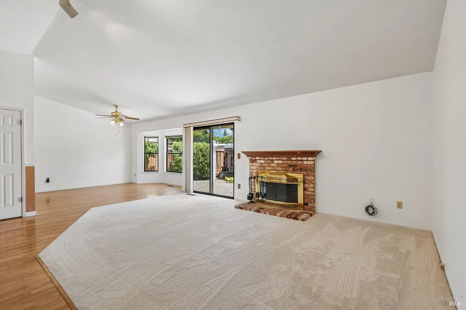 3994 Hampton Way - Photo 10
