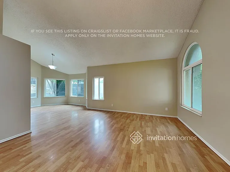 28376 Ashford Ct — Photo 4