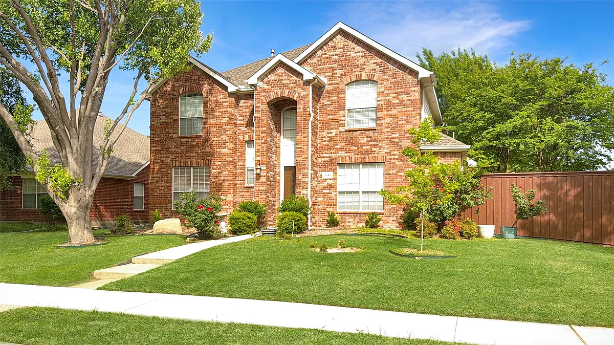Building Photo - 7848 Ravens Cliff Dr