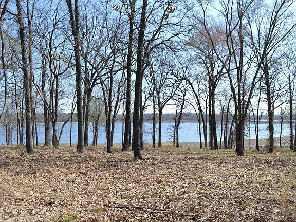 4th image of 13 Angler Shores Dr