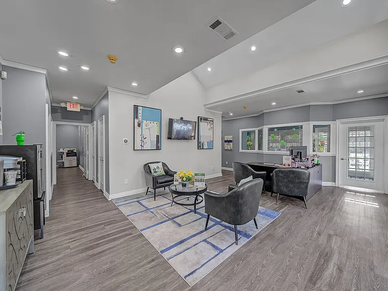 Where every question finds an answer_our leasing office