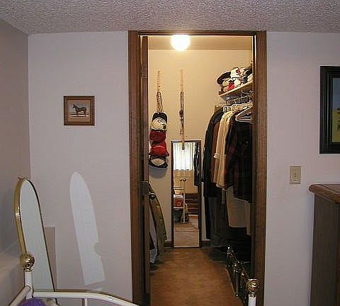 4th image of 1764 Glen Meadows Dr