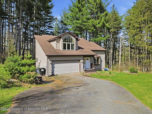 4th image of 381 Goose Pond Rd