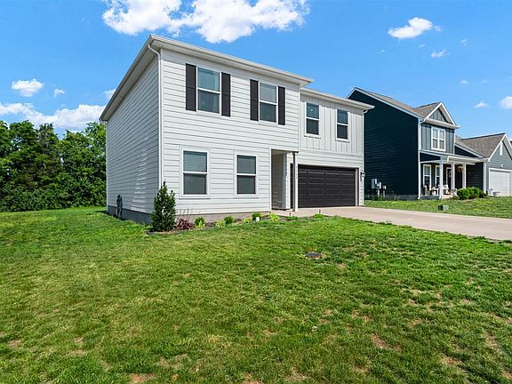 3rd image of 3163 White Ash St