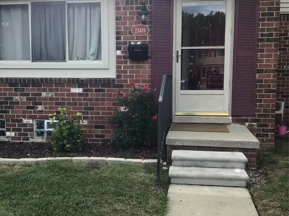 23419 Baker St, Taylor, MI 48180