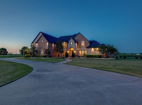 4th image of 1540 Winding Creek Ln