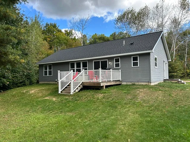 3 bed, 1500 sqft, $2,100 — Photo 1