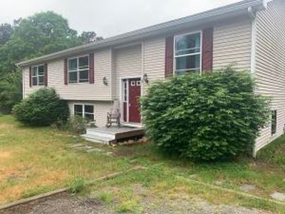 81 Zona Dr Brewster Ma Zillow