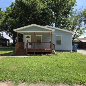 1622 W Chestnut Street, Springfield, MO, 65802