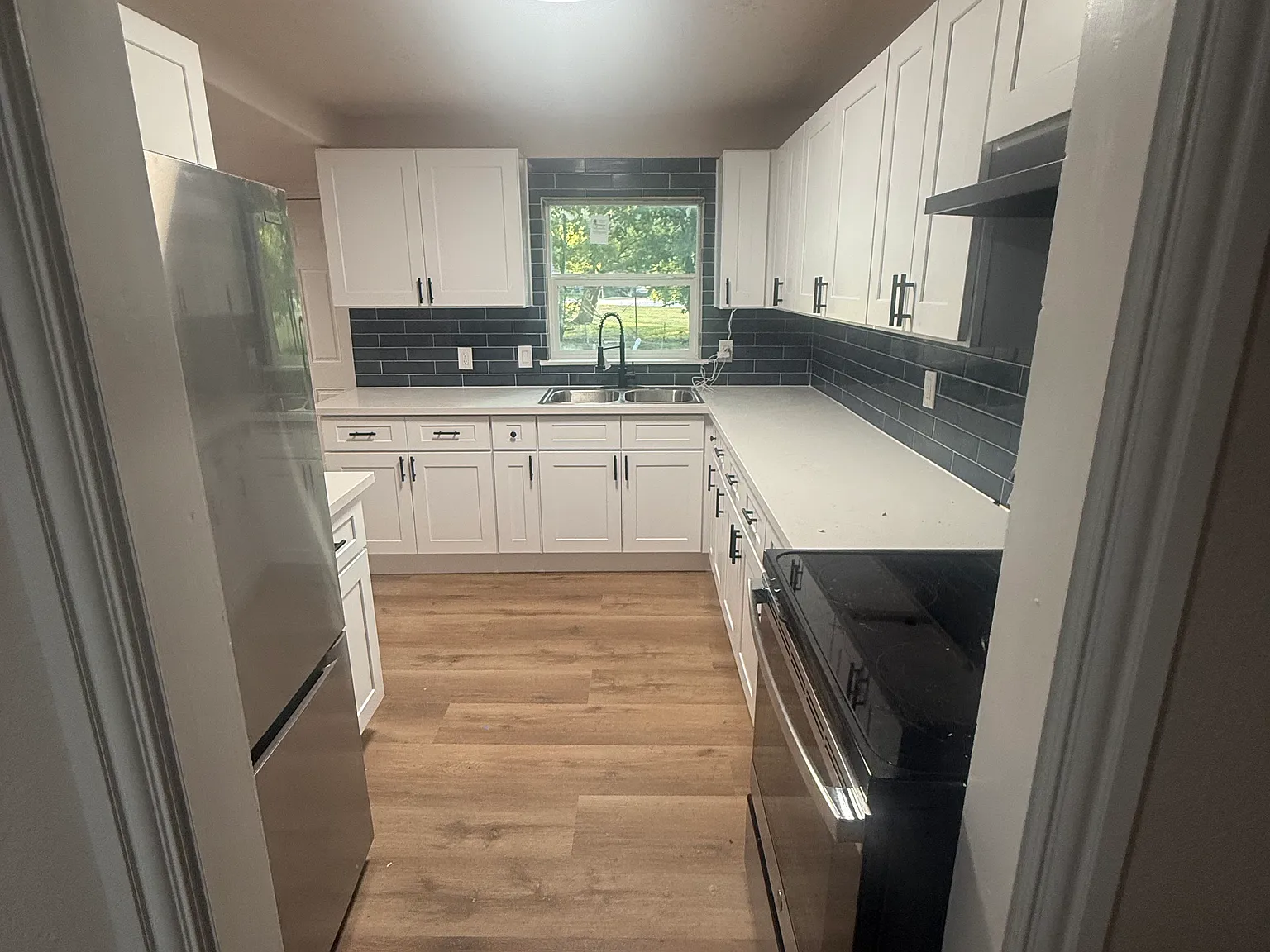 3 bed, 1235 sqft, $1,810 — Photo 4