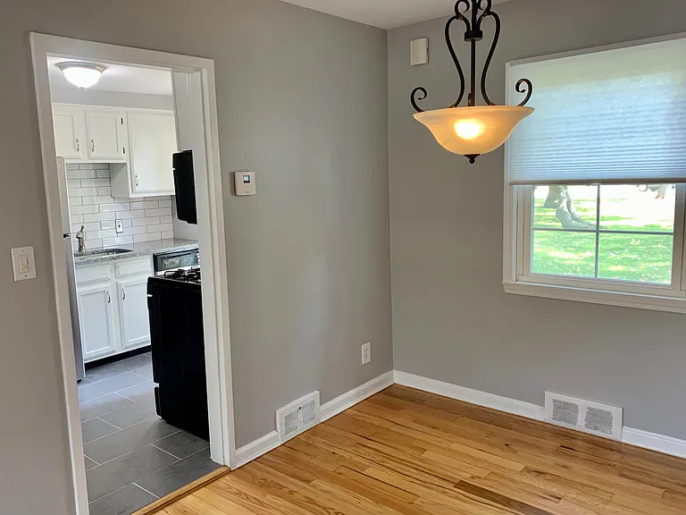 660 Graefield Ct — Photo 4
