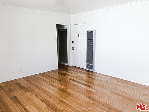 3rd image of 7918 1/4 Norton Ave APT 1