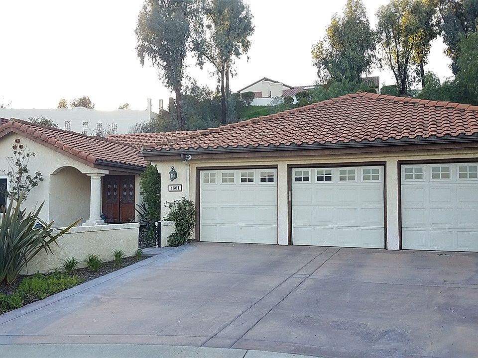2nd image of 4601 Gaviota Ct