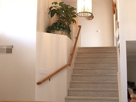 Entry Foyer and stair up to Bedrooms.