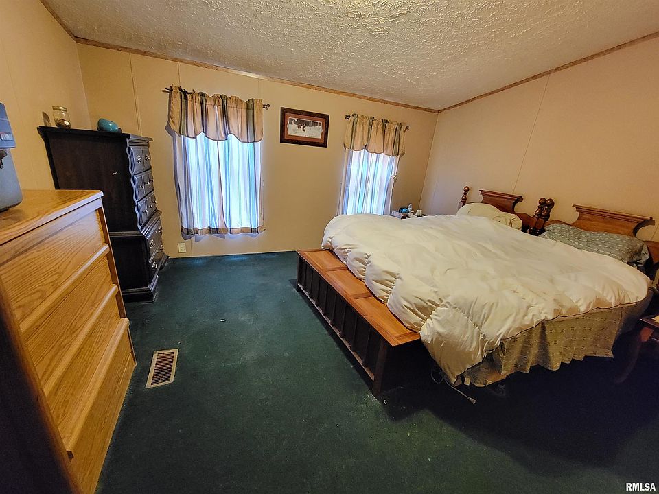 701 Fischer Rd 177, Creve Coeur, IL 61610 Zillow