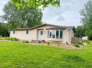 1106 Main St, Elgin, IA 52141