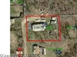 9123 Shepherd Ln, Fort Belvoir, VA 22060