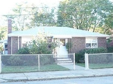 2nd image of 38 Greenbrook Rd