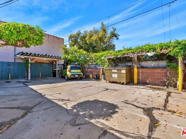 6249 Newell St, Huntington Park, CA 90255