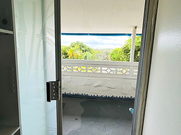 3rd image of 2532 Komo Mai Dr