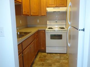 141 Cemetery Rd APT O, Plainfield, CT 06374