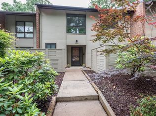11704 Indian Ridge Rd, Reston, VA 20191