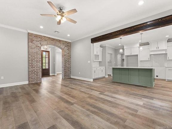 5th image of 108 Audubon Ave