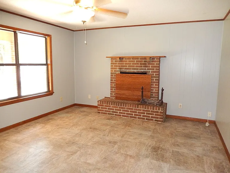 171 Bear Creek Rd — Photo 8