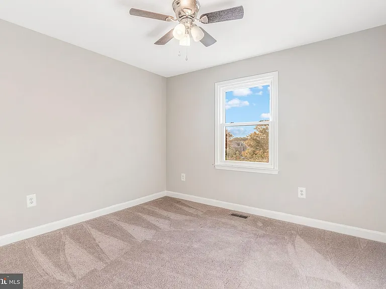 2148 Colonel Way — Photo 23