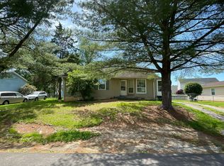 29 Lee Way, Charles Town, WV 25414