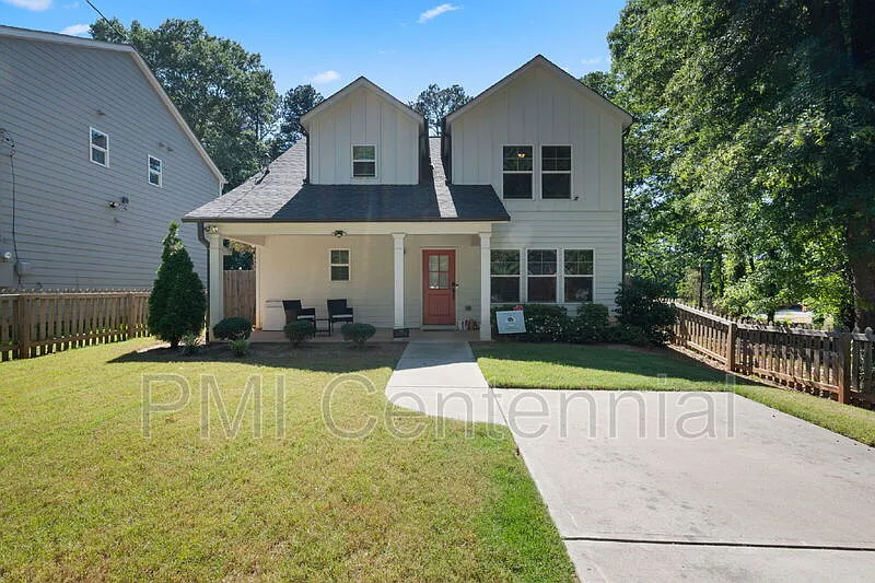 4 bed, 2.5 bath, 1904 sqft, $2,700 — Photo 3