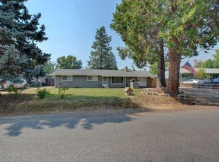2043 Archer Dr, Medford, OR 97501