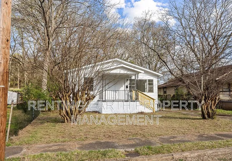 417 Athens Ave — Photo 12